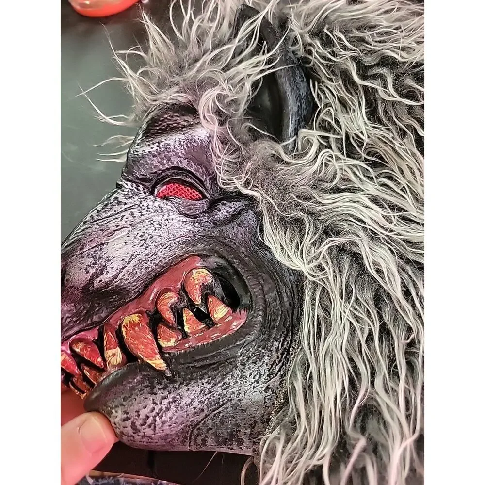 YOUTH LARGE OR ADULT SMALL SIed Halloween Werewolf Mask Costume